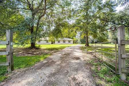 22610 Cardinal Dr Hockley, TX 77447
