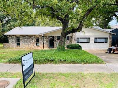 1103 N Lucas Drive Grapevine, TX 76051