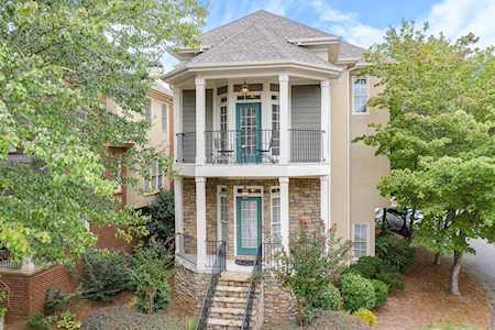 2453 Vivian Circle Decatur, GA 30030