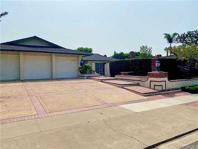 1716 Santiago Drive Newport Beach, CA 92660