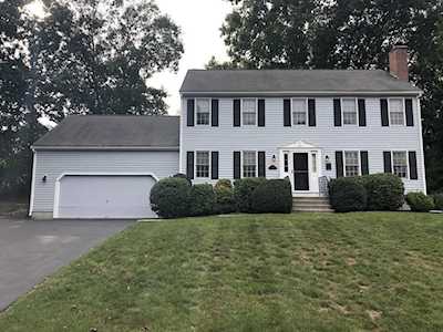9 Walden Farms Rd Foxboro, MA 02035