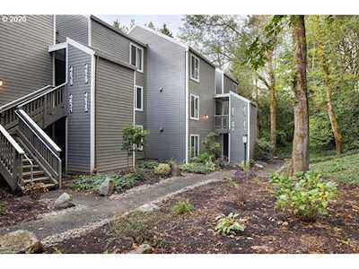 4615 Lakeview Blvd Lake Oswego, OR 97035