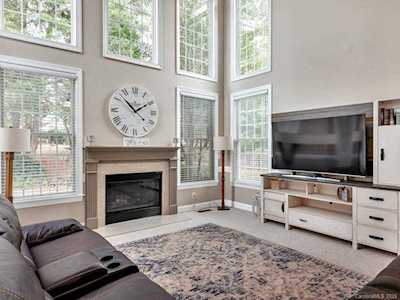 1301 Coachman Dr Waxhaw, NC 28173
