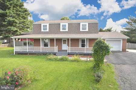 9751 Sunrise Ct Manassas, VA 20110