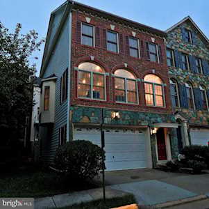 4219 Timber Meadow Dr Fairfax, VA 22030