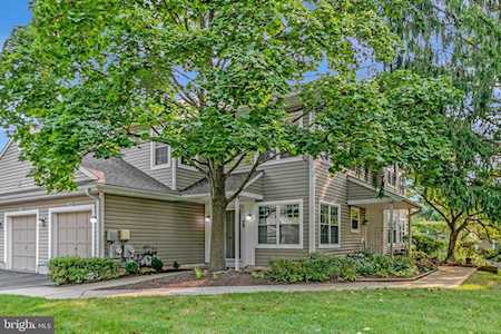 340 Danbury Ct Glen Mills, PA 19342