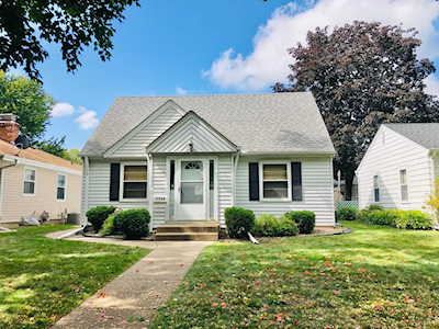 5704 39th Avenue S Minneapolis, MN 55417