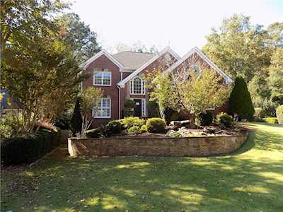1188 Larson Ln SW Marietta, GA 30064
