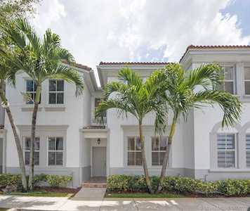15856 SW 42nd St #27 Miramar, FL 33027
