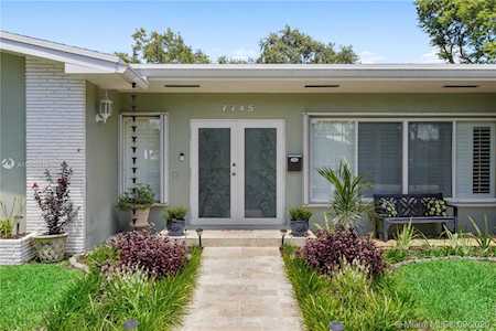 7745 SW 139th Ter Palmetto Bay, FL 33158