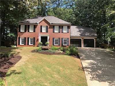 3295 Allegheny Dr Marietta, GA 30066