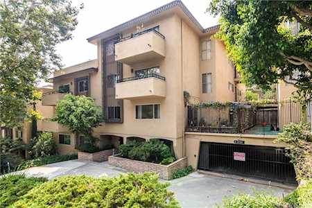 6752 Hillpark Drive #303 Los Angeles, CA 90068