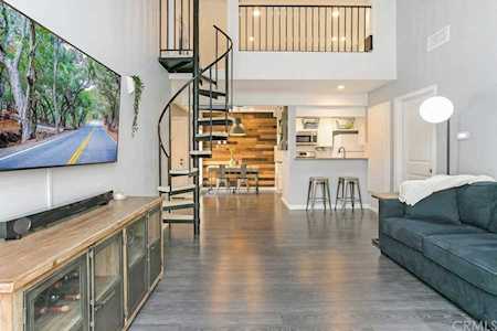 2323 Huntington Street #1004 Huntington Beach, CA 92648