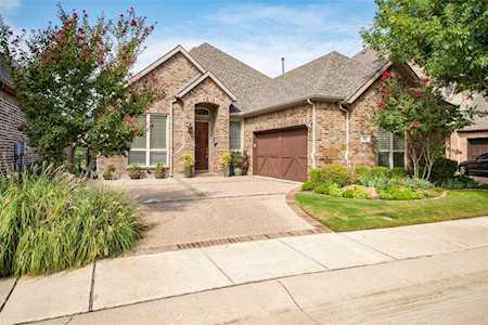416 Adventurous Shield Drive Lewisville, TX 75056