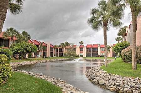 1801 Gulf Dr N #285 Bradenton Beach, FL 34217
