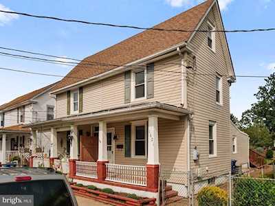 1621 Albert St Hainesport, NJ 08036