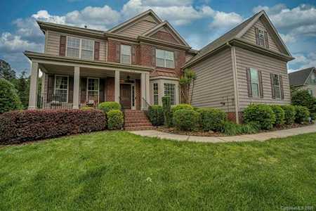 326 Cove Creek Loop Mooresville, NC 28117