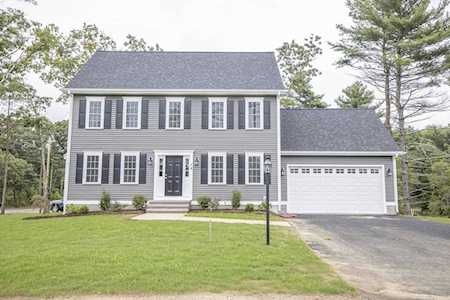14 Lois Lane Taunton, MA 02780
