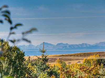 110 Rockyspring Circle NW Calgary, AB T3G 5Y8