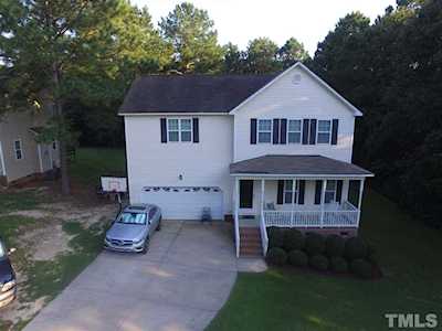55 Dove Pointe Lane Clayton, NC 27520