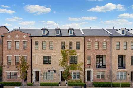675 S Cesar Chavez Boulevard Dallas, TX 75201