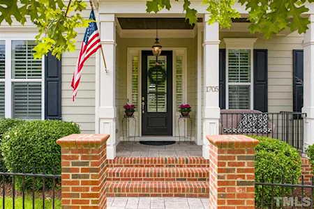 1705 Green Oaks Parkway Holly Springs, NC 27540
