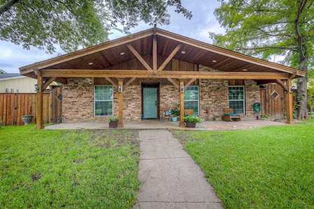 3207 Lindbergh Drive Dallas, TX 75228