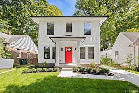 1407 Cherokee Ave Royal Oak, MI 48067