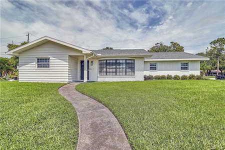 13509 99th Ave Seminole, FL 33776