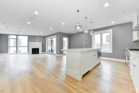 510 Dorchester Avenue #3R Boston, MA 02127