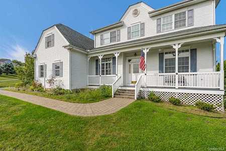 44 Wyndham Lane Carmel, NY 10512