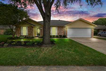 13910 Dominique Dr Cypress, TX 77429
