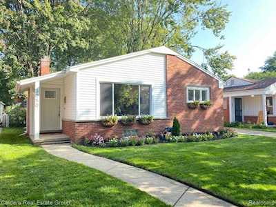 3050 Sylvan Dr Royal Oak, MI 48073