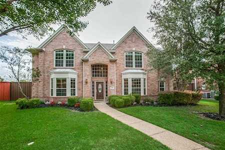 3908 Moonbeam Court Plano, TX 75074
