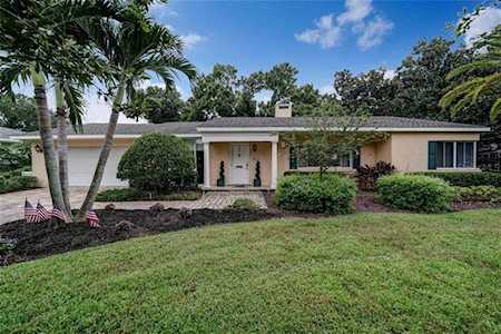 465 Poinsettia Rd Belleair, FL 33756