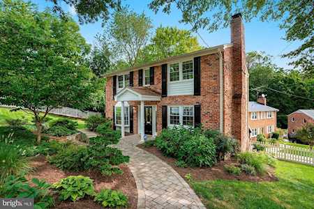 509 Harrison St Arlington, VA 22204