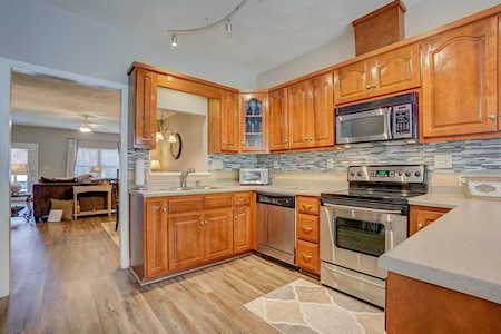 5509 South Village Roanoke, VA 24018