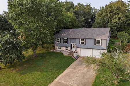 1403 Amanda Way Goshen, KY 40026