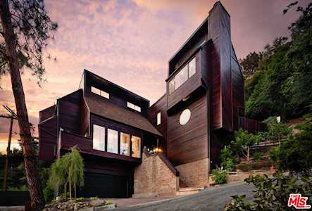 5739 Valley Oak Drive Los Angeles, CA 90068