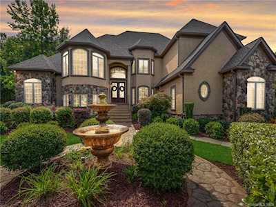 8809 Man of War Dr Waxhaw, NC 28173