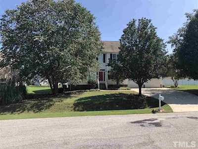 60 Raven Hill Court Clayton, NC 27520