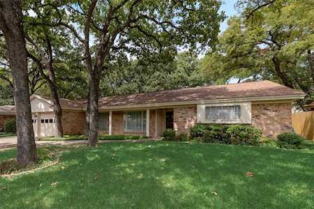 1308 Kathryn Street Hurst, TX 76053
