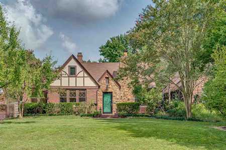 2074 Hallwood Dr Memphis, TN 38107