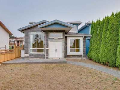 4565 Rumble Street Burnaby, BC V5J 2A6