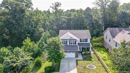 1814 Woods Ln Denver, NC 28037