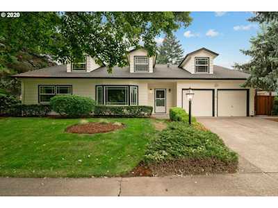 3940 NW Columbia Ave Portland, OR 97229
