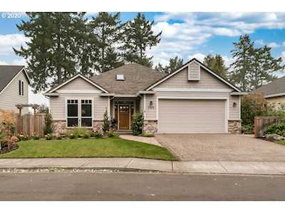 7928 SW Red Sunset Ln Beaverton, OR 97007