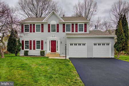 9486 Perennial St Manassas, VA 20110