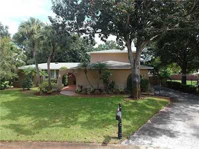 7945 Idlewild Ln Seminole, FL 33777