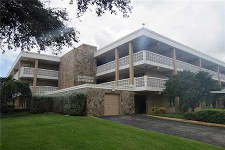 5090 Bay St NE #324 St Petersburg, FL 33703